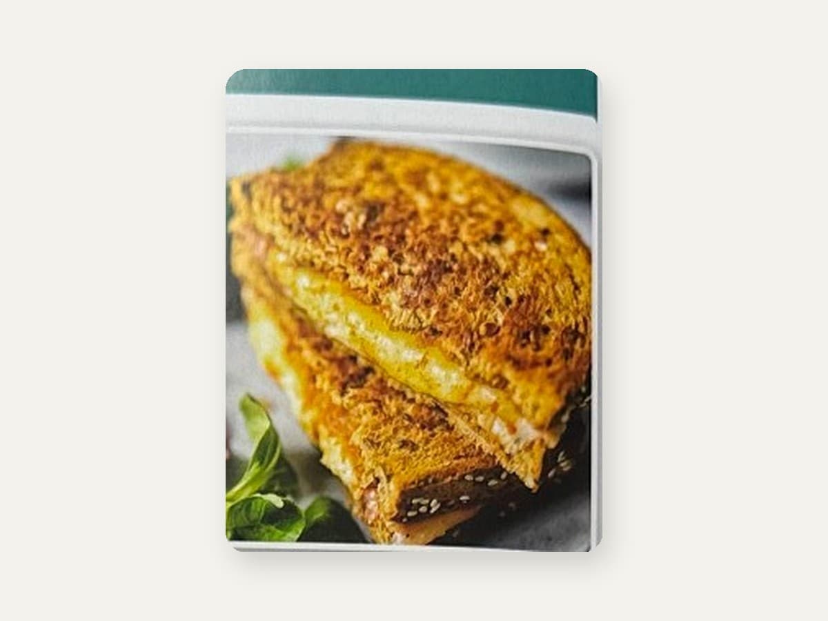 Grilled cheese toastie